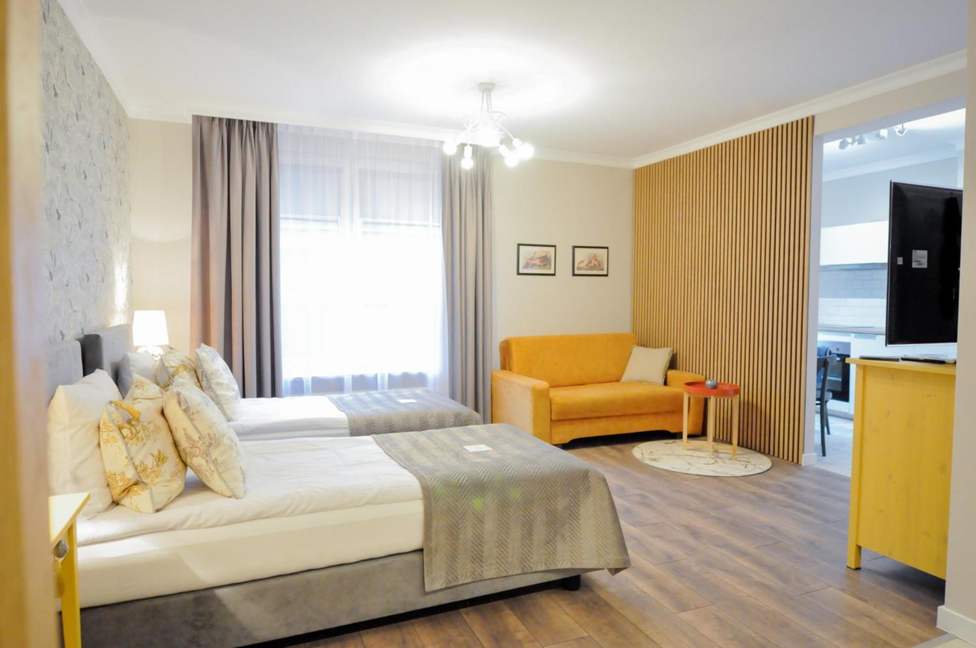 Piotrkowska 89 * Lodz (Lodz)